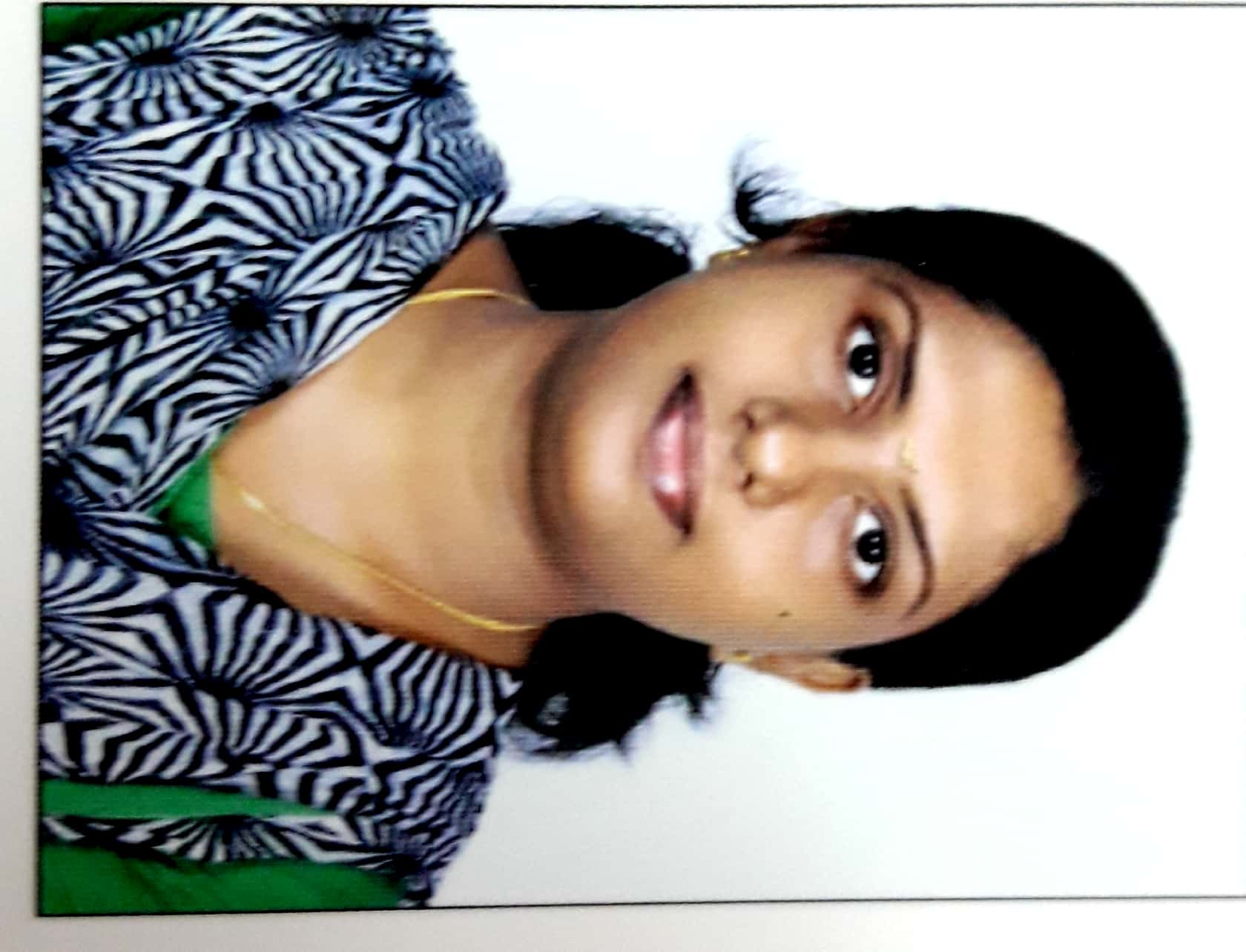 DR. VEENA S